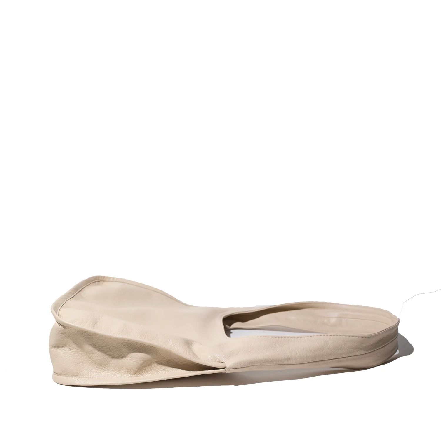 Are Studio Clara Bag in Almond - Image 4