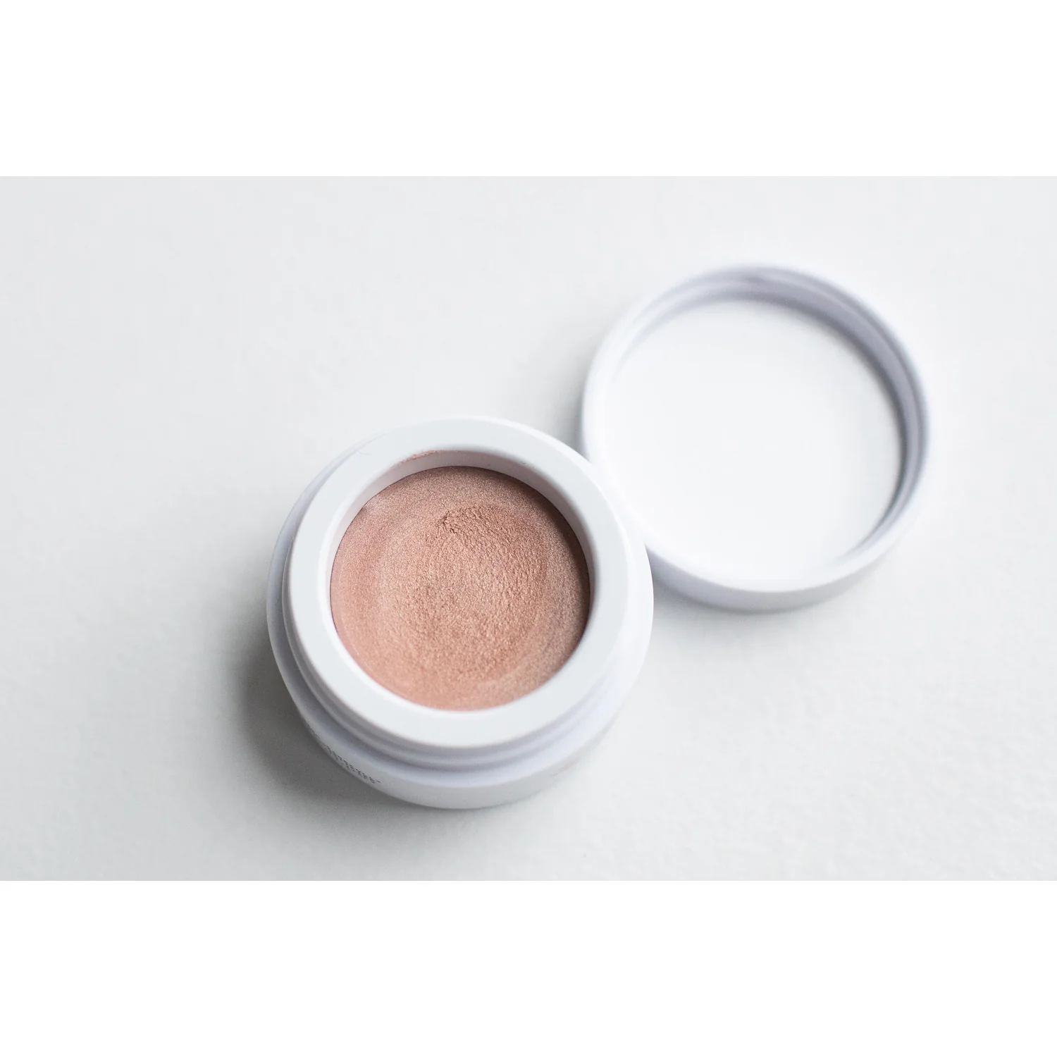 Manasi 7 Eye Glow Color - Image 3