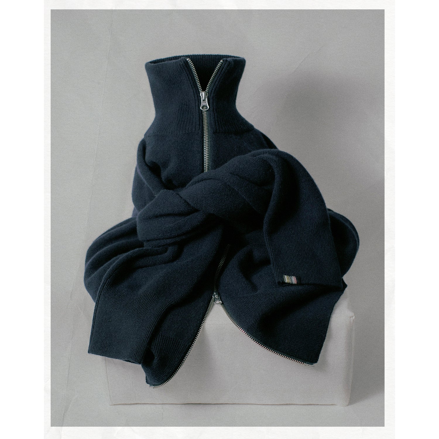 Extreme Cashmere Xtra Out in Navy - Image 4