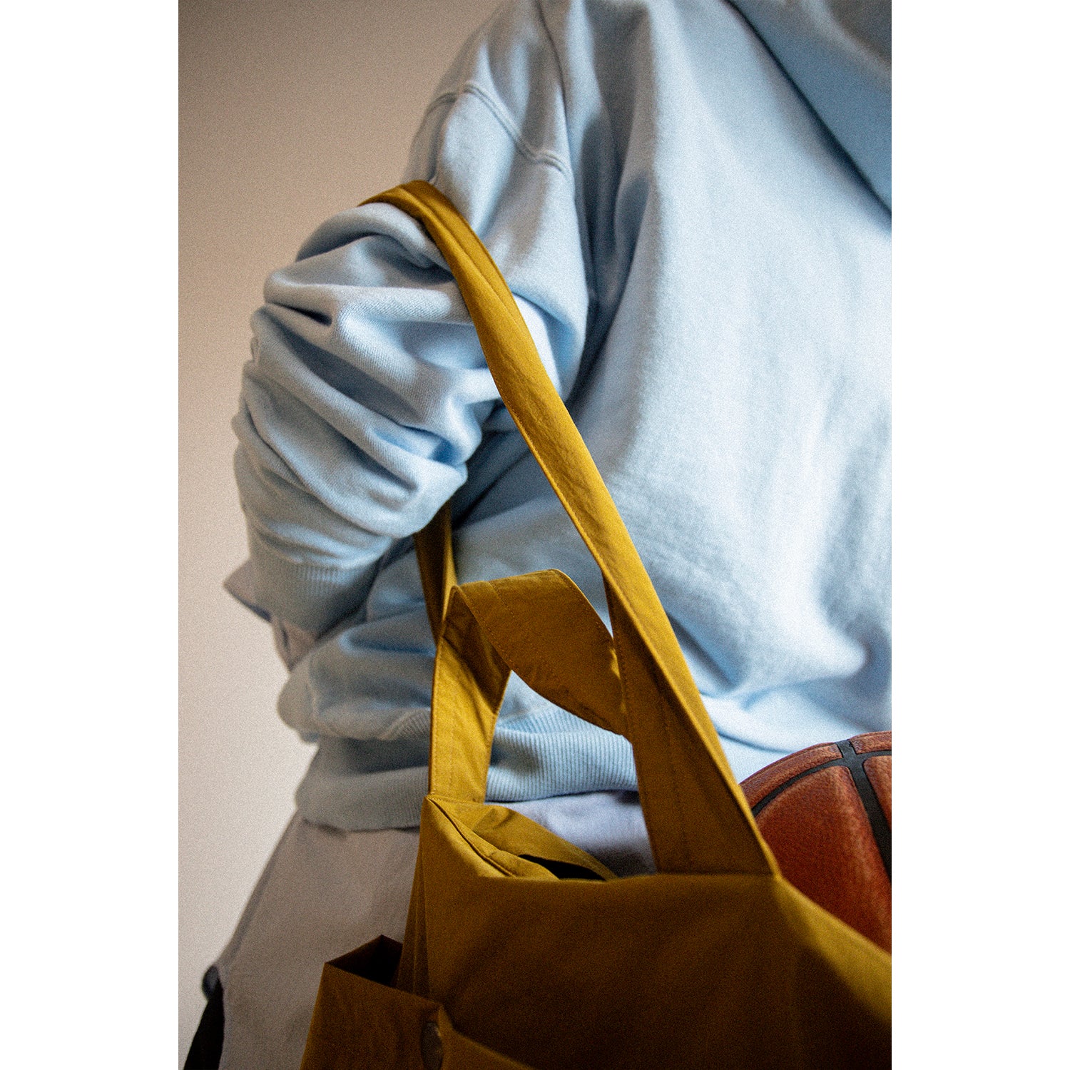 Ichi Antiquités Lightweight Pigment French Terry Hoodie in Light Blue - Image 6