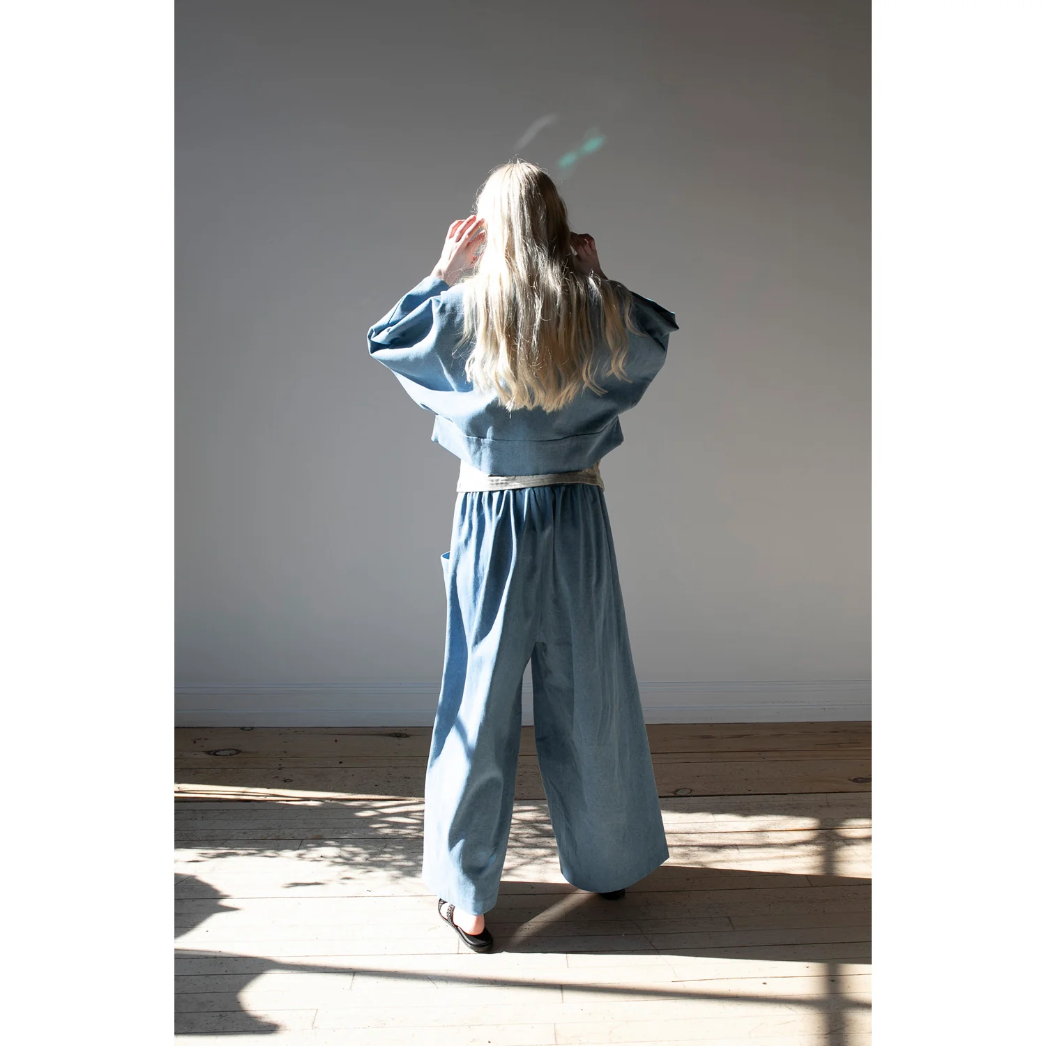 Kaarem Sponge Cropped Boxy Denim Jacket in Light Blue - Image 9