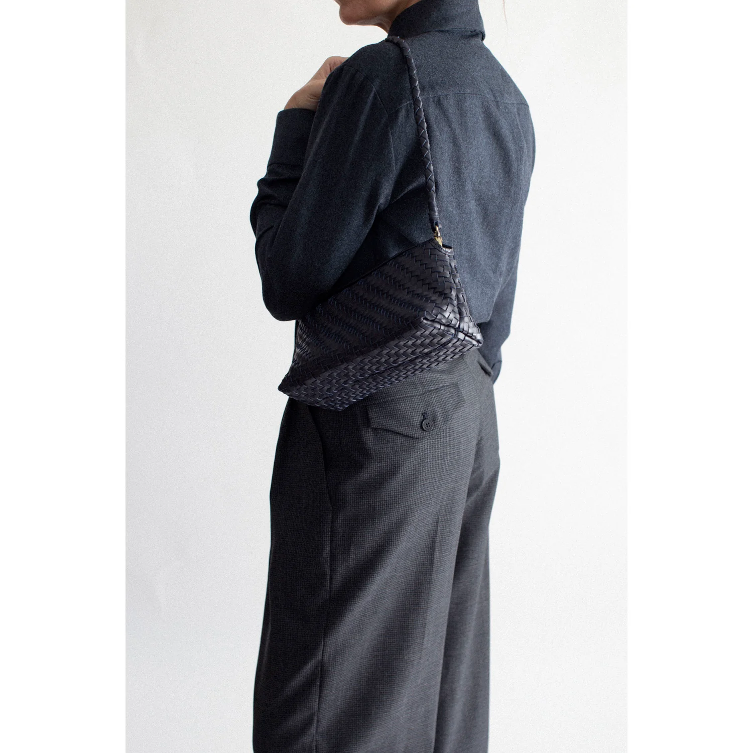 Kallmeyer Roxana Low-Rise Trouser in Navy Houndstooth - Image 10