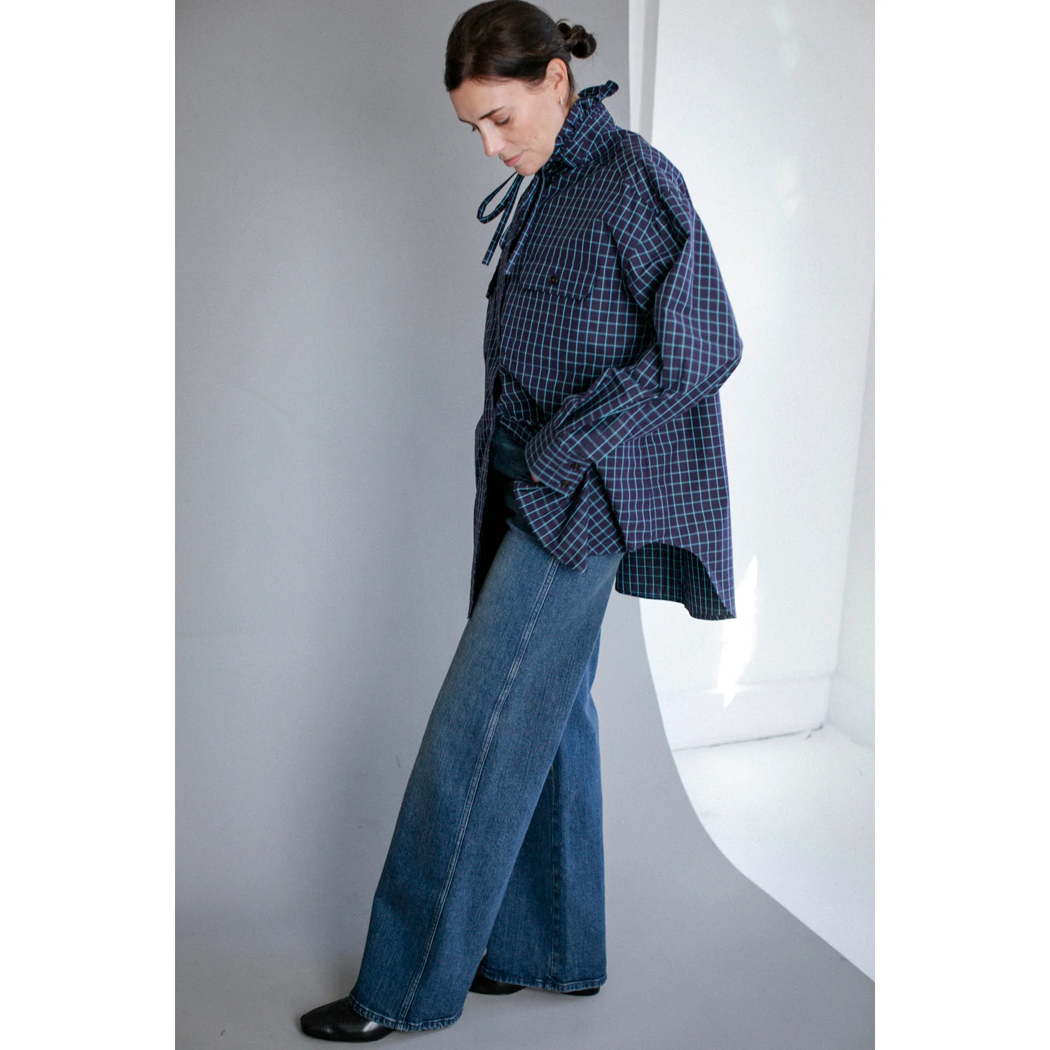 Kasmaria Oversized Shirt with Ruffle Neck and Tie in Blue Windowpane Check - Image 10