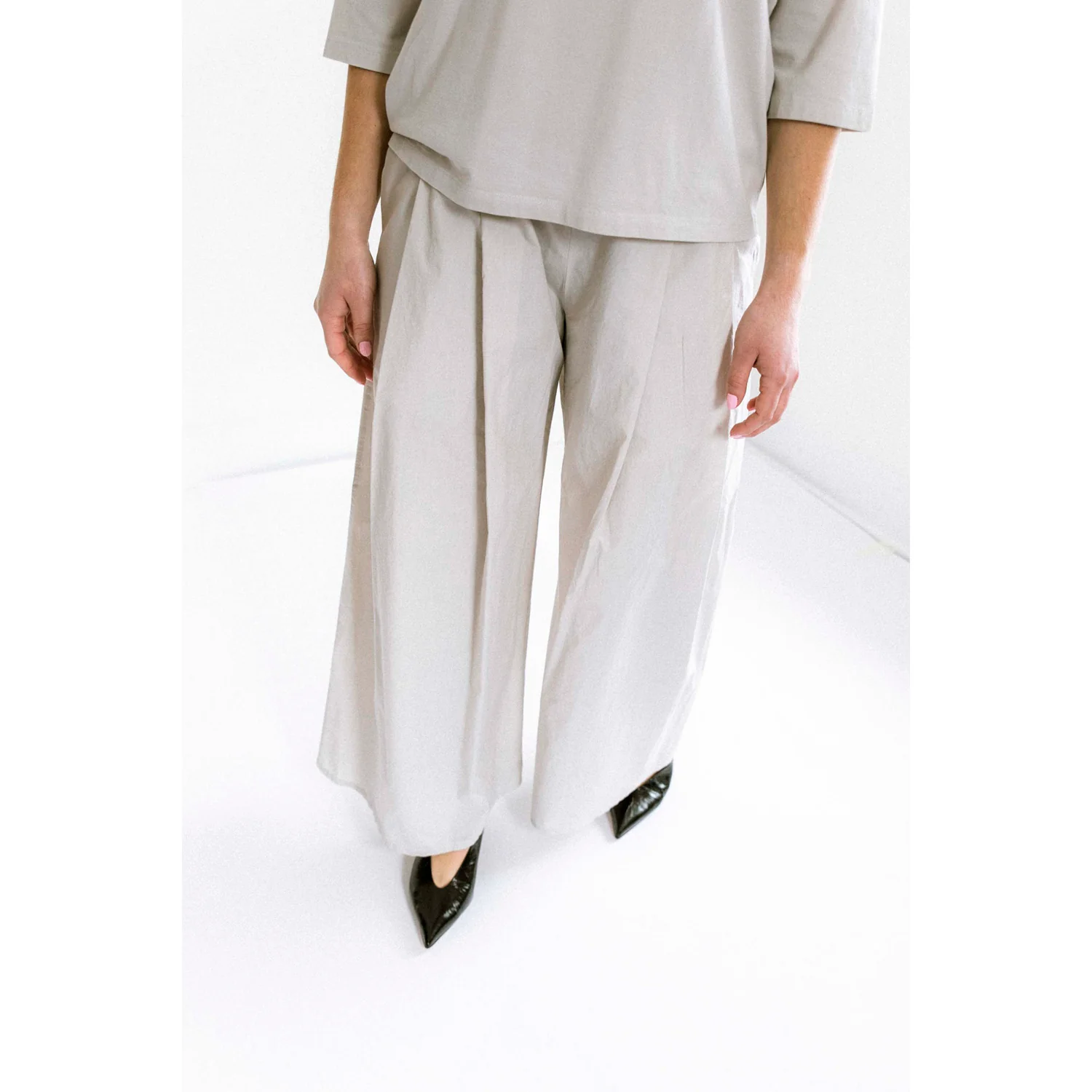 Labo.Art Dalla Pants in Quarzo - Image 6