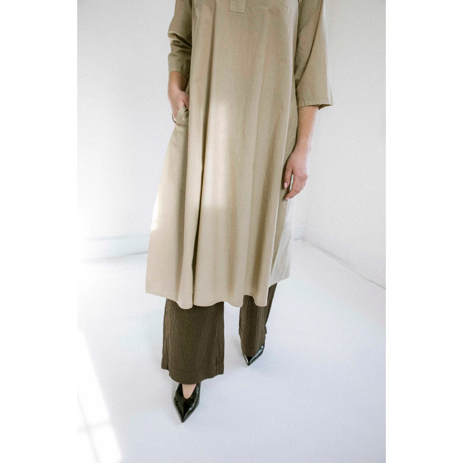 Labo.Art Diana Pants in Maron - Image 6