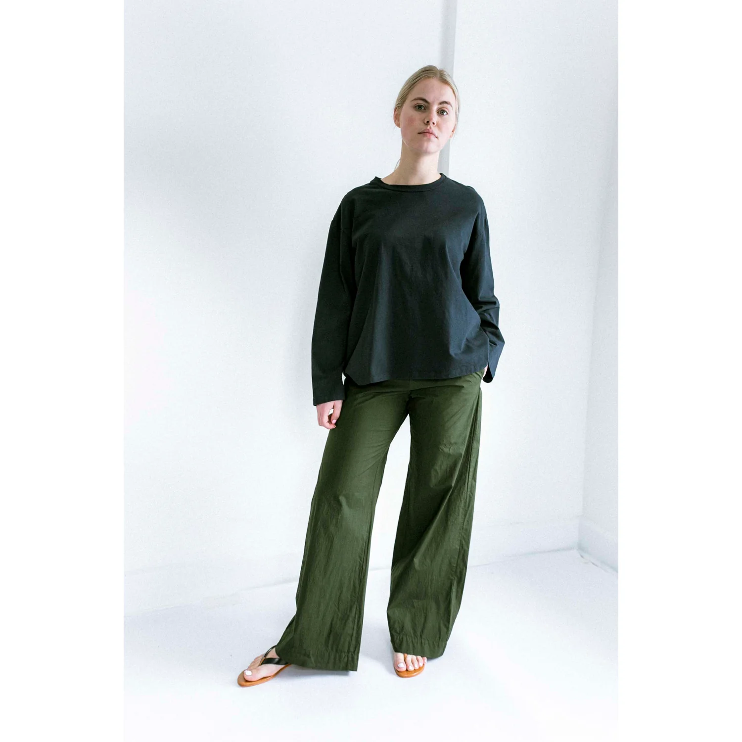 Labo.Art Diana Pants in Olive - Image 5