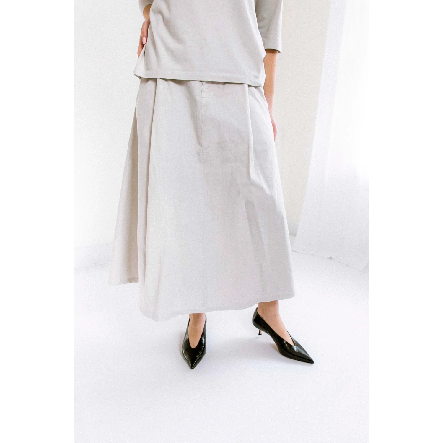 Labo.Art Kite Skirt in Quarzo - Image 6