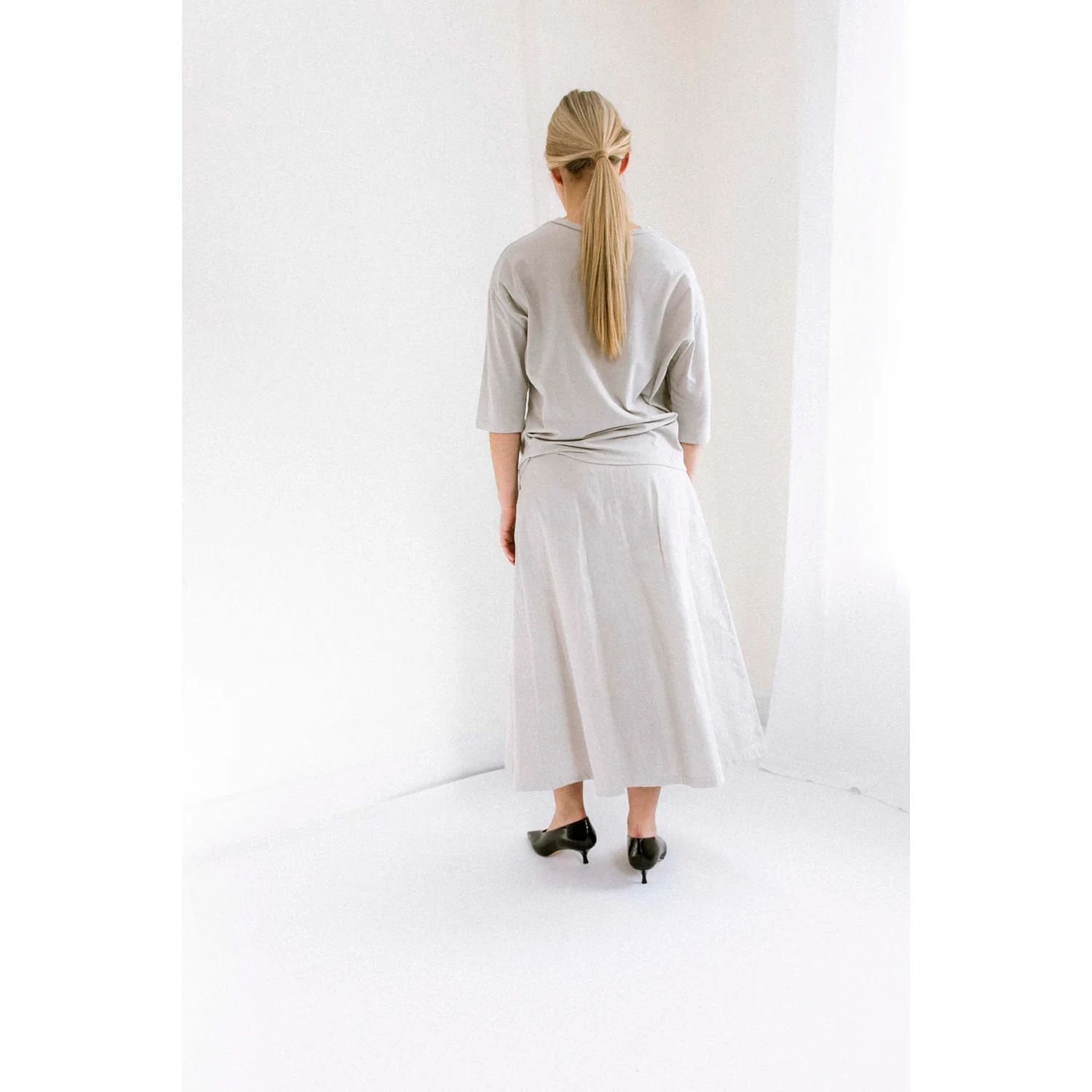 Labo.Art Kite Skirt in Quarzo - Image 7