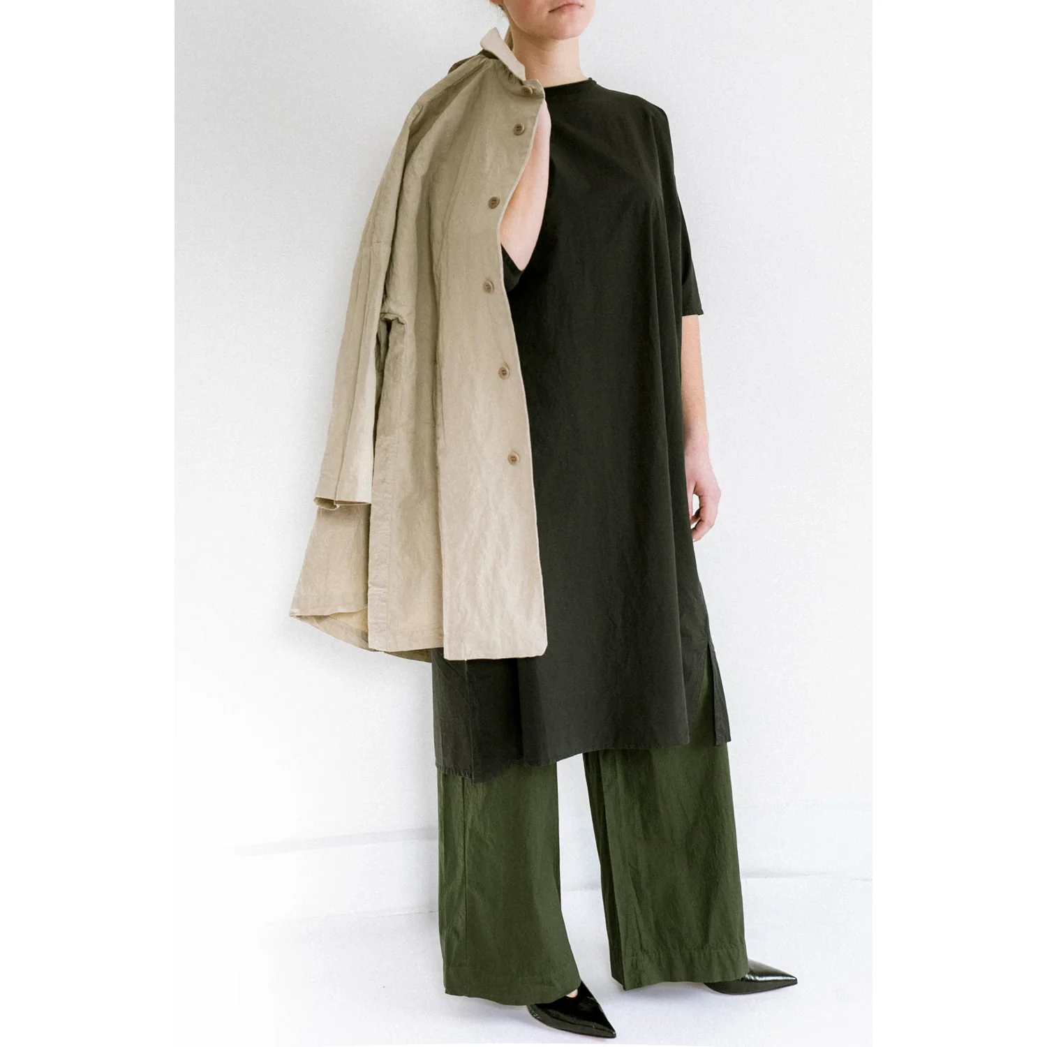 Labo.Art Diana Pants in Olive - Image 13