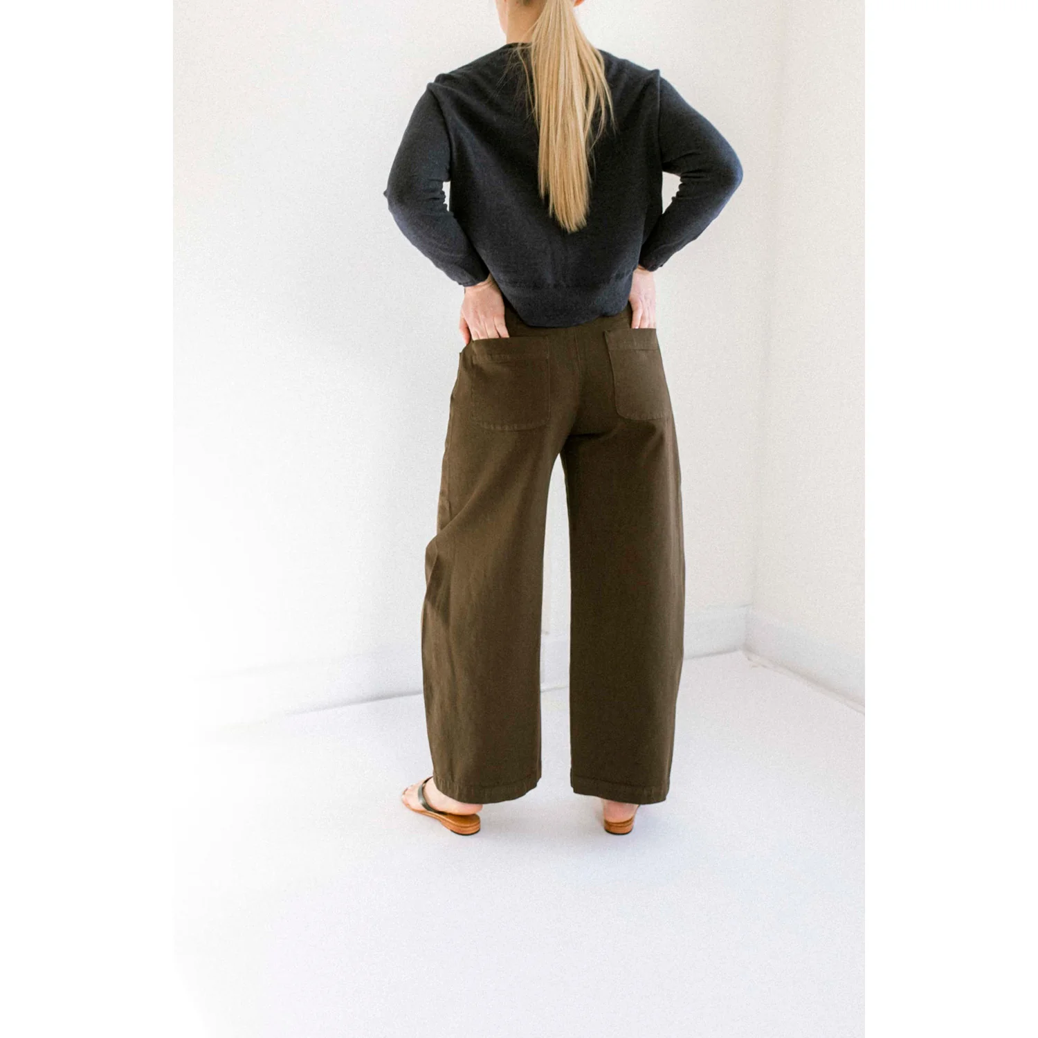 Labo.Art Wan Pants in Maron - Image 9