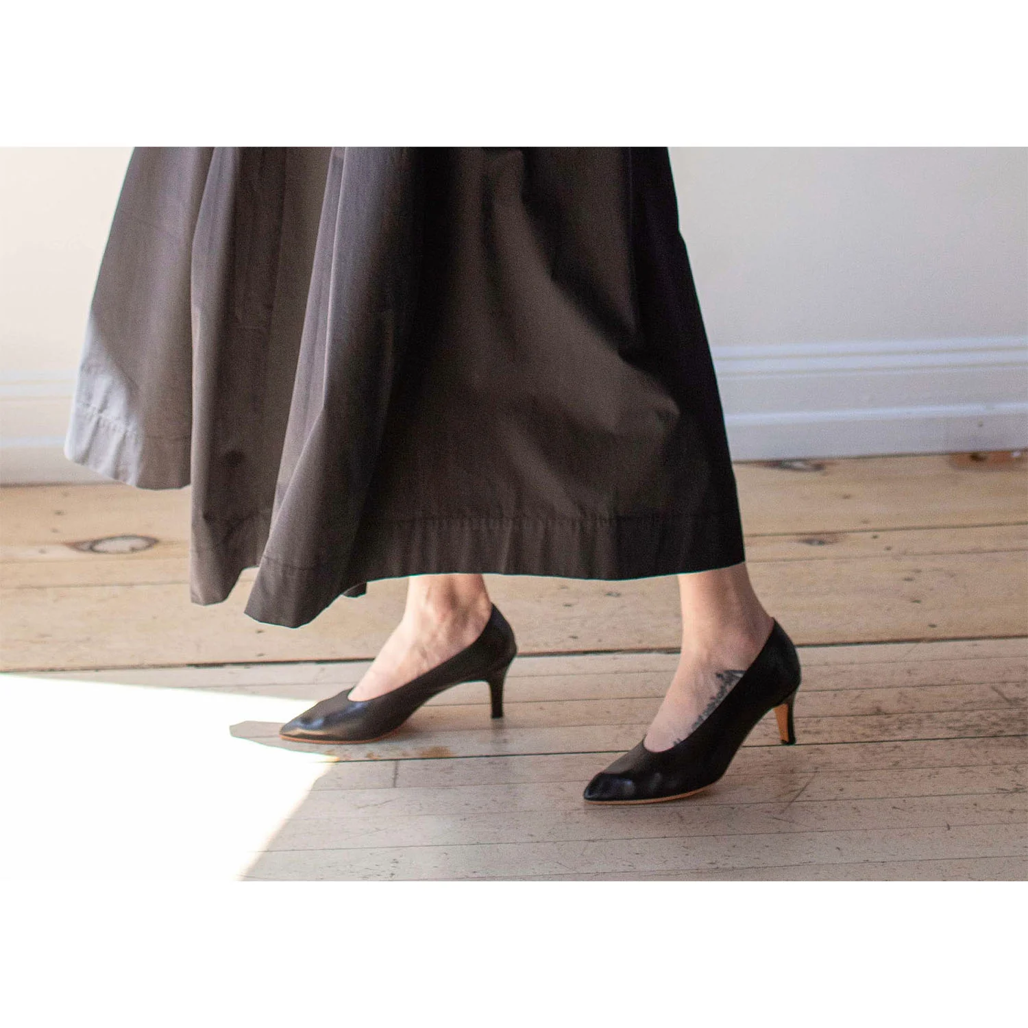 Martiniano Party in Black - Image 10