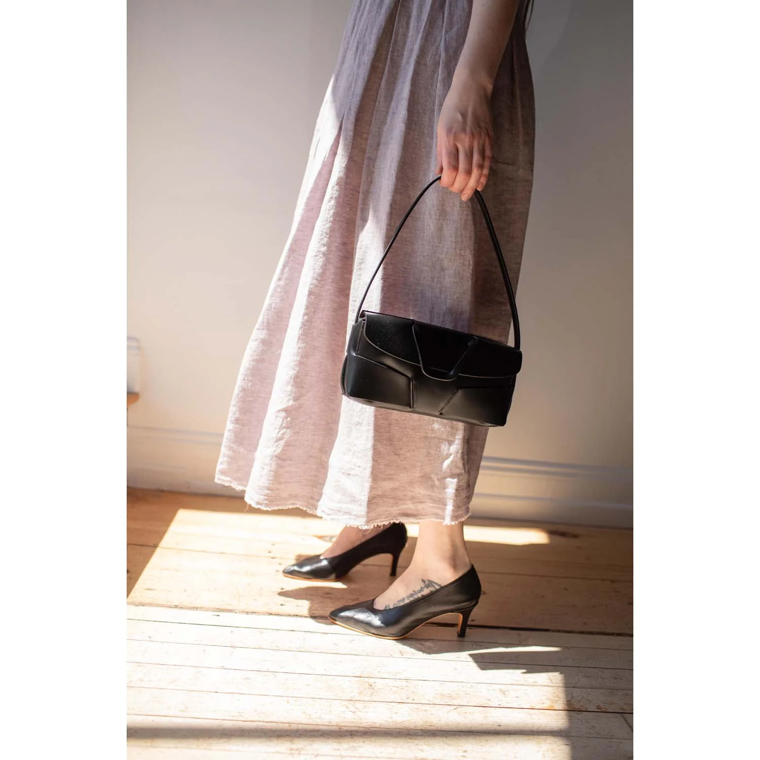 Martiniano Party in Black - Image 6