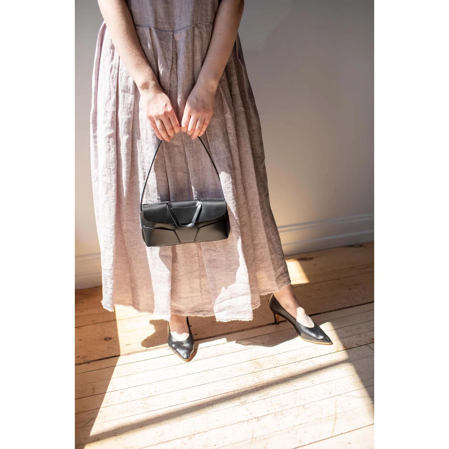 Martiniano Party in Black - Image 7