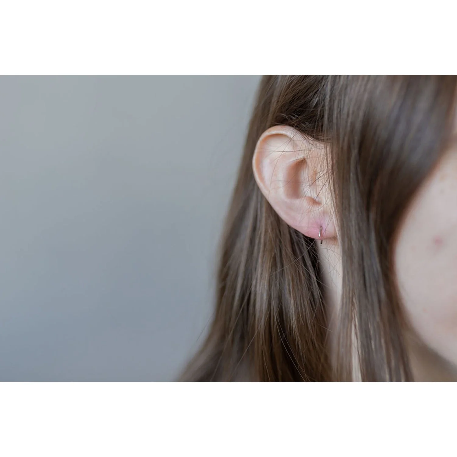 Melissa Joy Manning Mini Horseshoe in Silver - Image 5